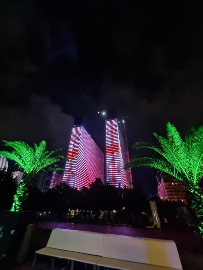 Orbi City Sea View Batumi Exterior photo